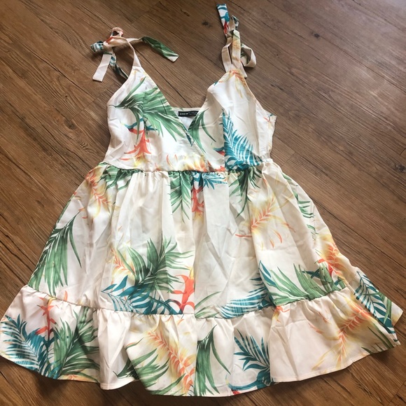 SHEIN Tropical Dress - Picture 6 of 13
